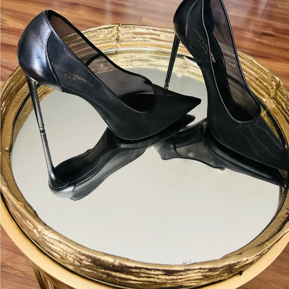 Saint Laurent Elegant Black Stiletto Heels - Picture 7 of 12